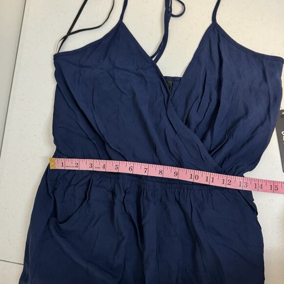 Lulu's Learning to Fly Halter Jumpsuit Womens Large Cinched Waist Backless Blue - Picture 10 of 16